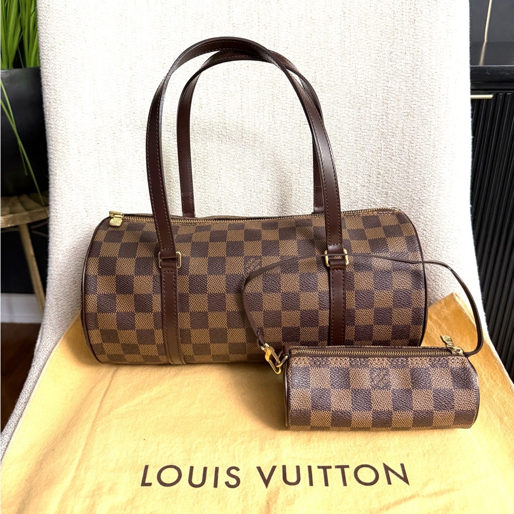 Authentic Louis Vuitton Papillon 30 Damier Ebene
N51303 brown with mini pouch - Picture 2 of 16